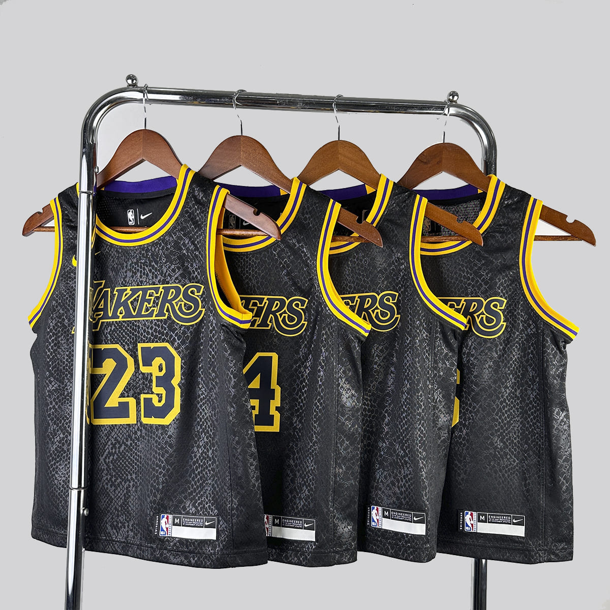 Regata NBA Los Angeles Lakers Mamba Edition N°23 James - Preto