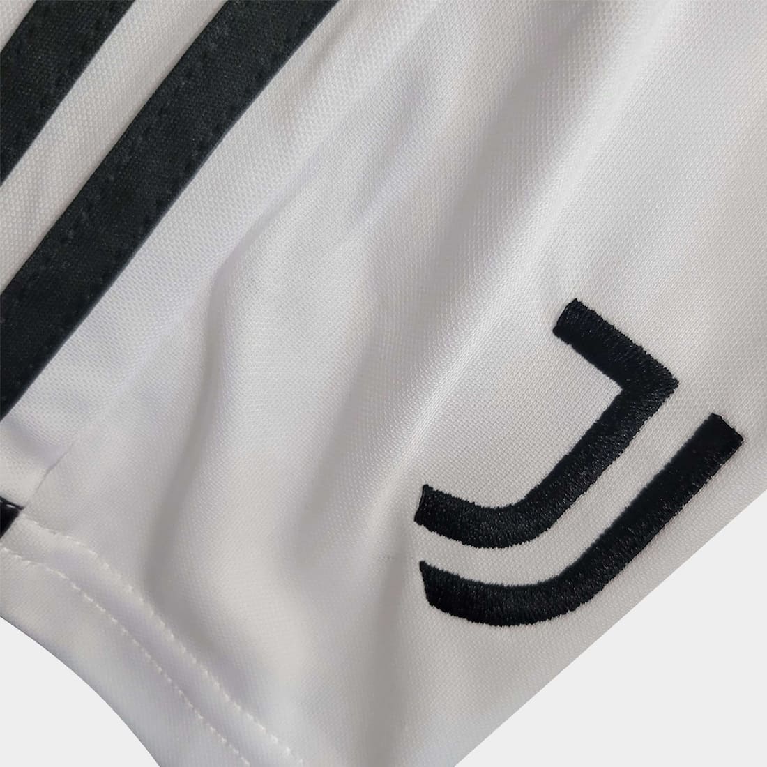 kit Infantil Juventus II 23/24 Unissex - Branco - WC ProSports